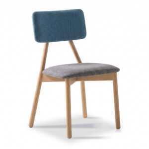 Silla Tada de Pemi con asiento tapizado y respaldo en chapa