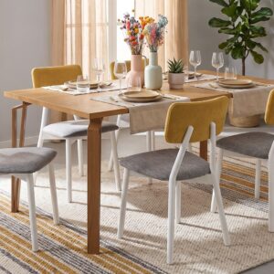 Silla de comedor Tada de Pemi con estructura de haya y patas lacadas en blanco