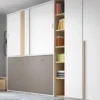 cama abatible con armario superior 105 en dormitorio juvenil moderno