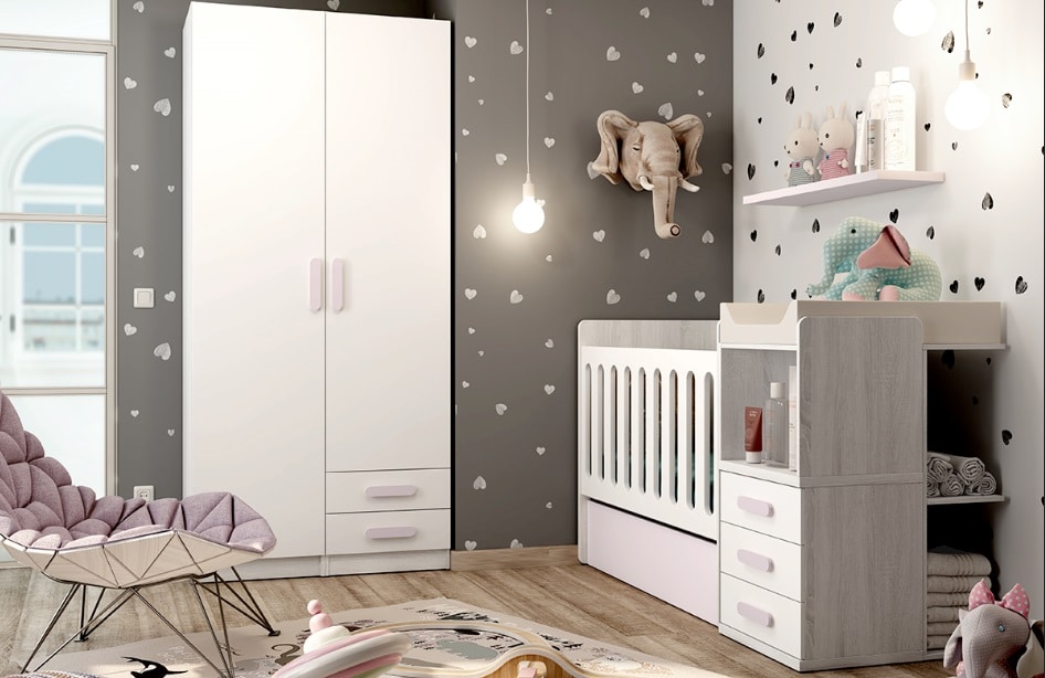 Cuna convertible Líder gris transformada en cama infantil