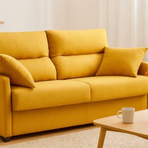 Sofá cama italiano Petit mostaza en ambiente de salón