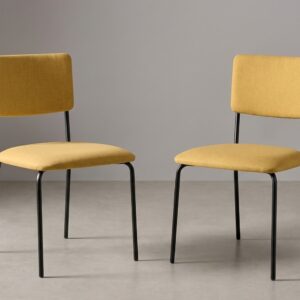 Silla de comedor Class Pemi tapizada con patas metálicas