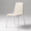 Silla de comedor Marni de Pemi con tapizado antimanchas y estructura metálica