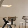 Silla Poma en ambiente de comedor moderno