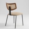 Silla de comedor Poma tapizada con respaldo de rejilla y patas negras